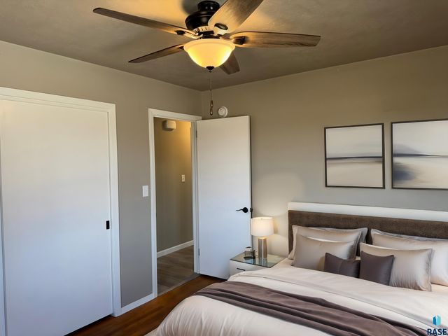 1513 S Splitrock Blvd Boulevard, Brandon, SD 57005