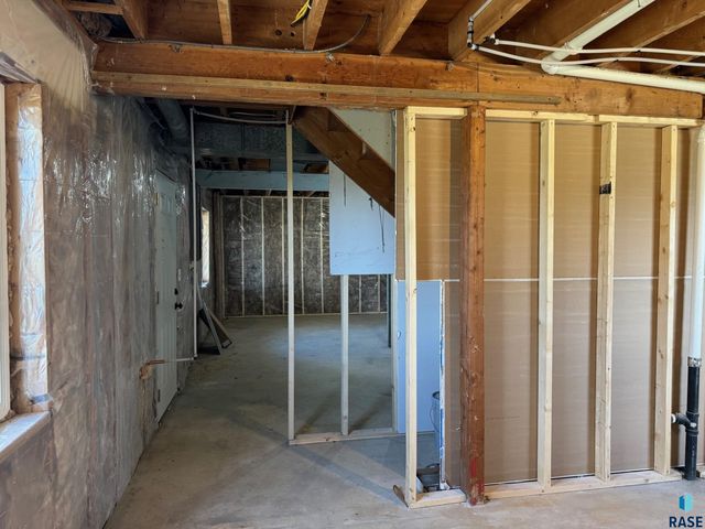 1513 S Splitrock Blvd Boulevard, Brandon, SD 57005