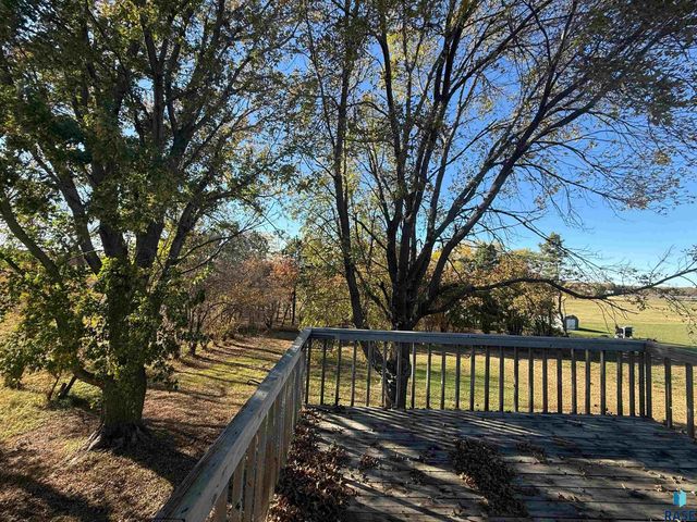 1513 S Splitrock Blvd Boulevard, Brandon, SD 57005