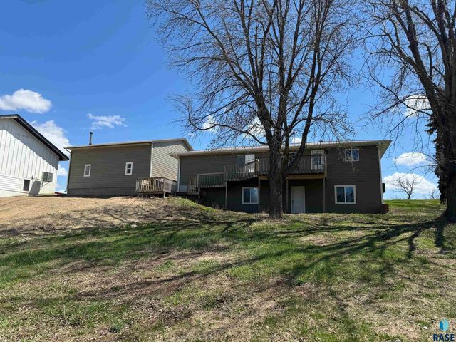1513 S Splitrock Blvd Boulevard, Brandon, SD 57005
