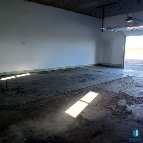 1513 S Splitrock Blvd Boulevard, Brandon, SD 57005