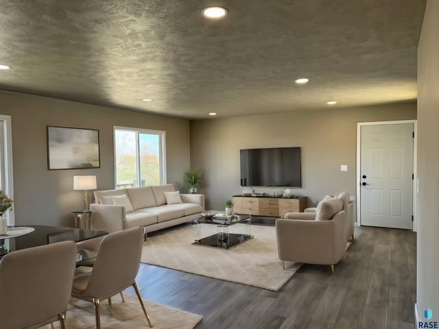 1513 S Splitrock Blvd Boulevard, Brandon, SD 57005