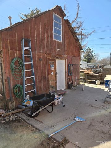 227 W Ave D, Jerome, ID 83338