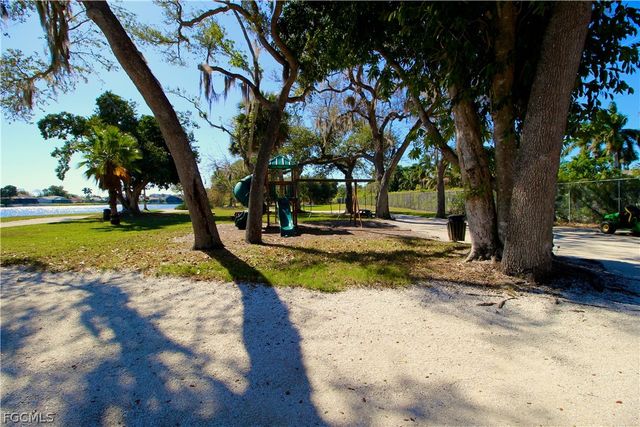 9641 Halyards CT 12, Fort Myers, FL 33919