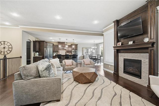 404 SE Mill Creek Drive, Lee's Summit, MO 64063