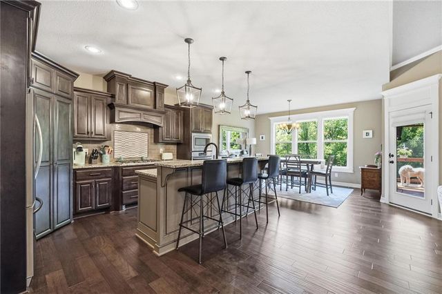 404 SE Mill Creek Drive, Lee's Summit, MO 64063