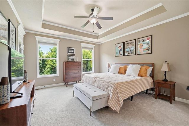 404 SE Mill Creek Drive, Lee's Summit, MO 64063