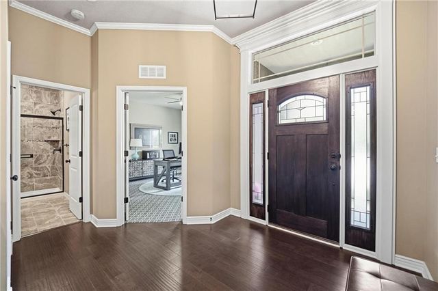 404 SE Mill Creek Drive, Lee's Summit, MO 64063