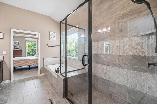 404 SE Mill Creek Drive, Lee's Summit, MO 64063