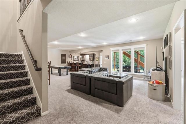 404 SE Mill Creek Drive, Lee's Summit, MO 64063