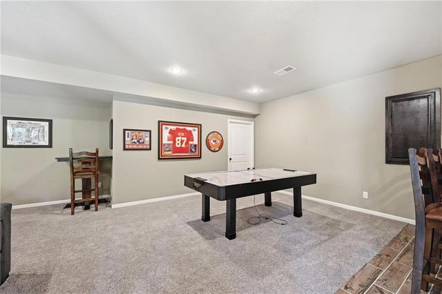 404 SE Mill Creek Drive, Lee's Summit, MO 64063