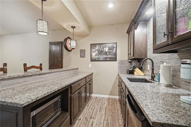 404 SE Mill Creek Drive, Lee's Summit, MO 64063
