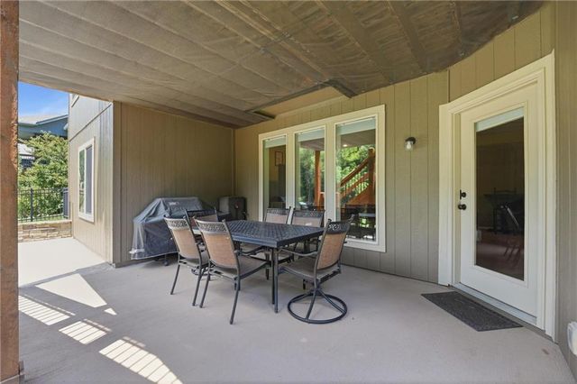 404 SE Mill Creek Drive, Lee's Summit, MO 64063
