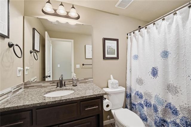 404 SE Mill Creek Drive, Lee's Summit, MO 64063