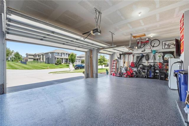 404 SE Mill Creek Drive, Lee's Summit, MO 64063
