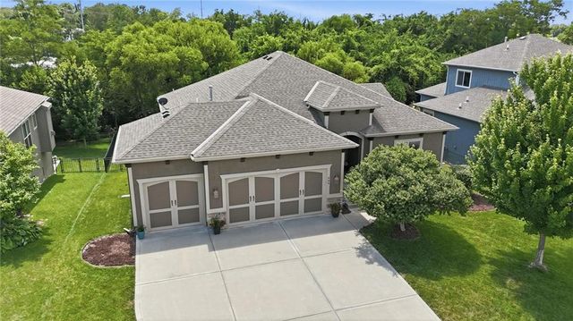 404 SE Mill Creek Drive, Lee's Summit, MO 64063