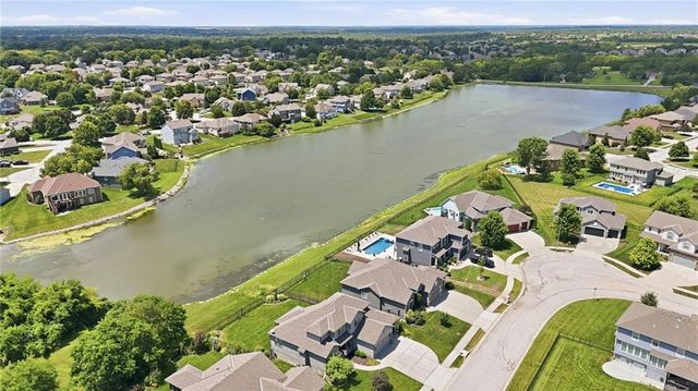 404 SE Mill Creek Drive, Lee's Summit, MO 64063