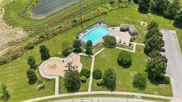 404 SE Mill Creek Drive, Lee's Summit, MO 64063
