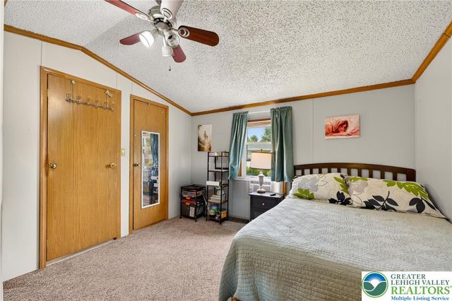 8766 Turkey Ridge Road, Upper Macungie Twp, PA 18031