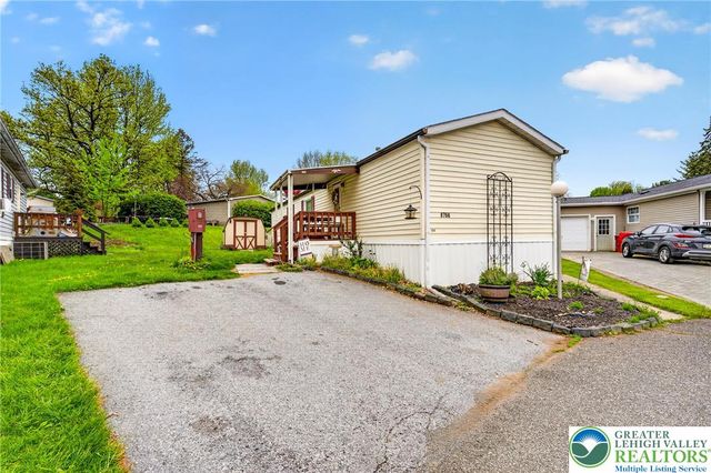 8766 Turkey Ridge Road, Upper Macungie Twp, PA 18031