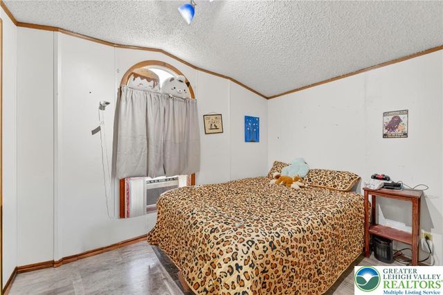 8766 Turkey Ridge Road, Upper Macungie Twp, PA 18031