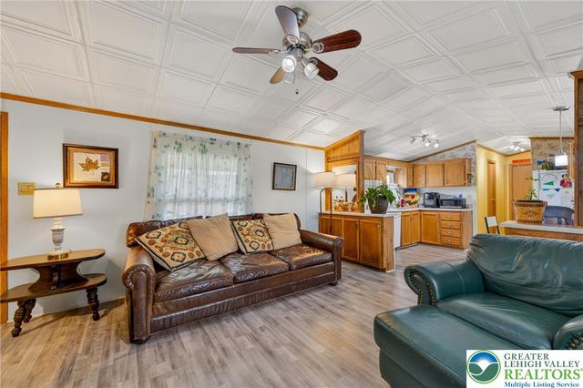 8766 Turkey Ridge Road, Upper Macungie Twp, PA 18031