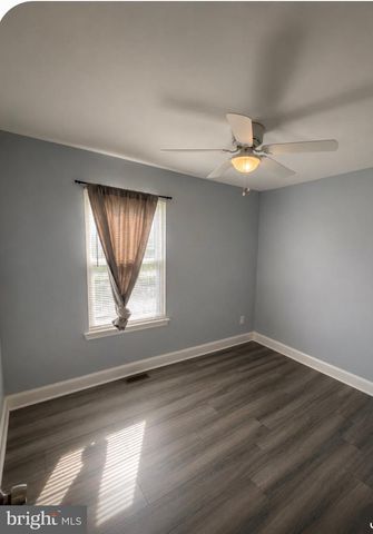 19 LAMONT CT, Sicklerville, NJ 08081