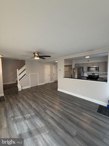 19 LAMONT CT, Sicklerville, NJ 08081