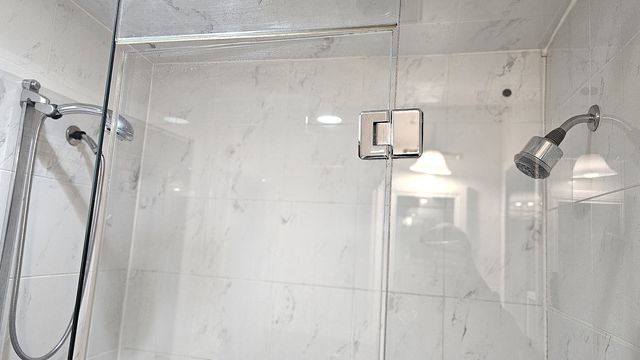 410 N Raynor Avenue 1W, Joliet, IL 60435