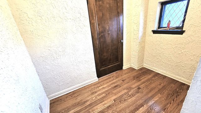 410 N Raynor Avenue 1W, Joliet, IL 60435