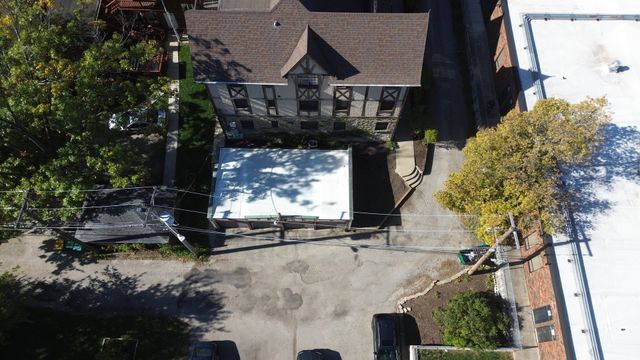 410 N Raynor Avenue 1W, Joliet, IL 60435