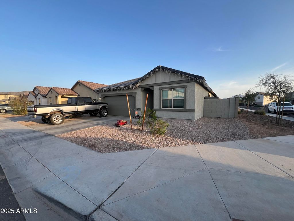 9631 W ALBENIZ Place, Tolleson, AZ 85353