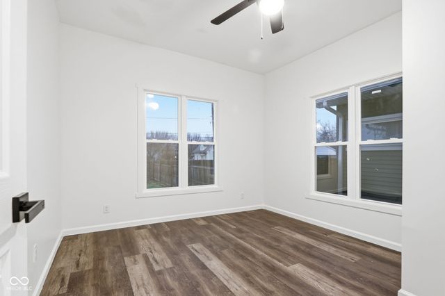 330 N Beville Avenue, Indianapolis, IN 46201