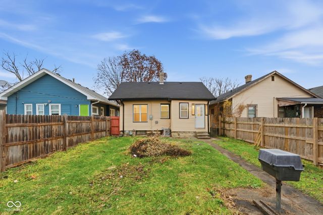 330 N Beville Avenue, Indianapolis, IN 46201