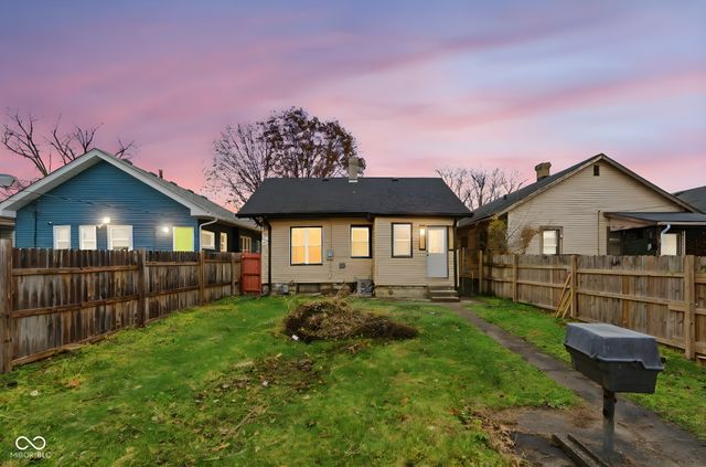 330 N Beville Avenue, Indianapolis, IN 46201