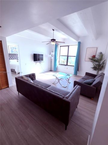 1330 Ocean Dr R5C, Miami Beach, FL 33139