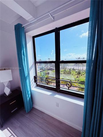 1330 Ocean Dr R5C, Miami Beach, FL 33139