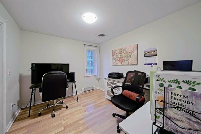 2 Nottingham Dr, Raynham, MA 02767