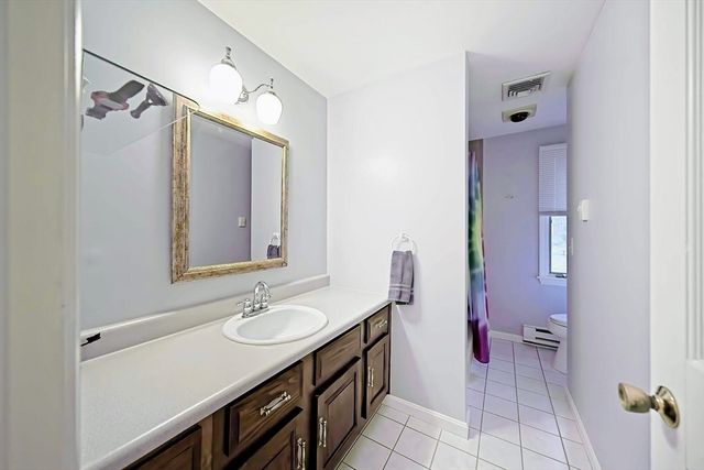 2 Nottingham Dr, Raynham, MA 02767