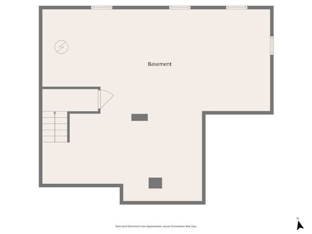 2 Nottingham Dr, Raynham, MA 02767