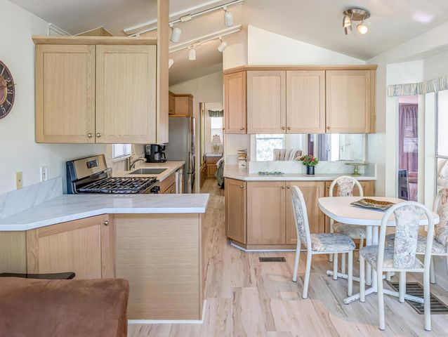 70200 Dillon Road 146, Desert Hot Springs, CA 92241