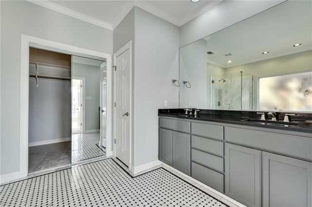 4010 Long Champ DR 14, Austin, TX 78746