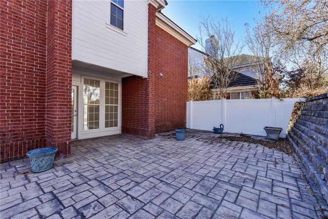 4010 Long Champ DR 14, Austin, TX 78746