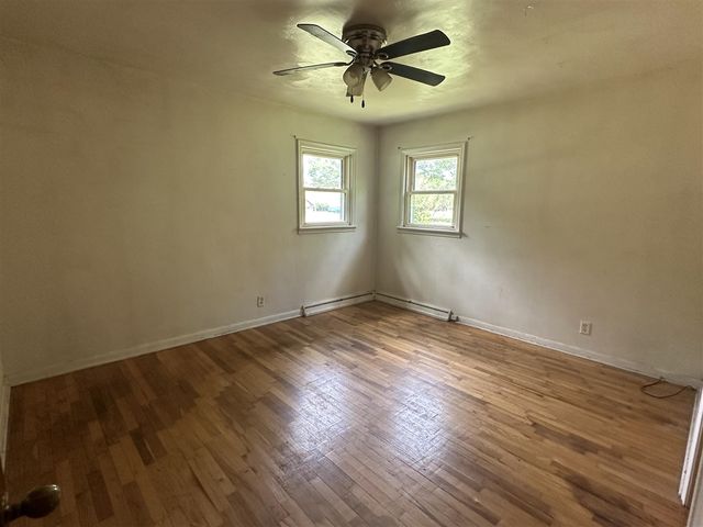 1560 Magnolia Street, Kalamazoo, MI 49048