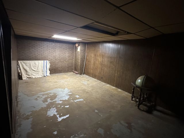 1560 Magnolia Street, Kalamazoo, MI 49048