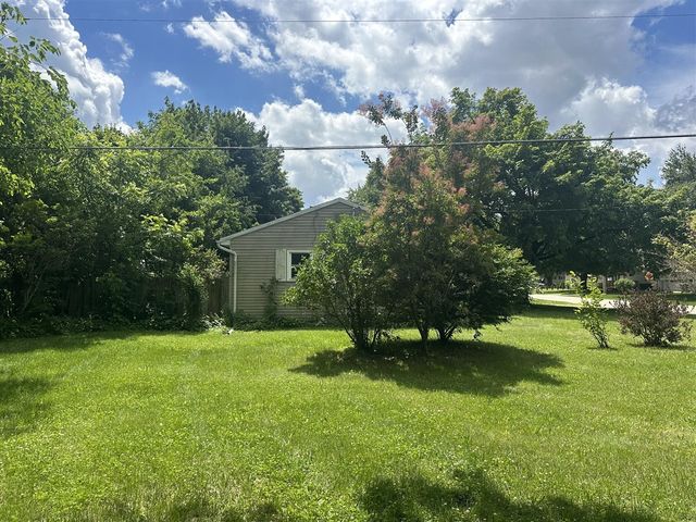 1560 Magnolia Street, Kalamazoo, MI 49048