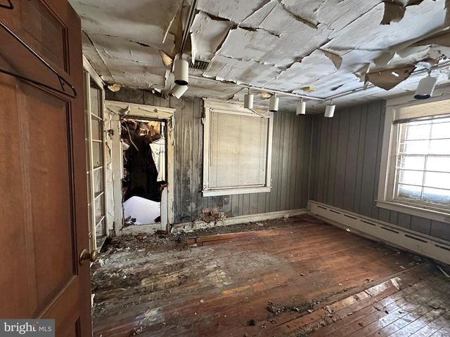 1400 PLYMOUTH BLVD, Norristown, PA 19401