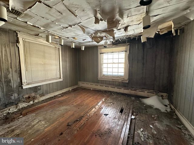 1400 PLYMOUTH BLVD, Norristown, PA 19401