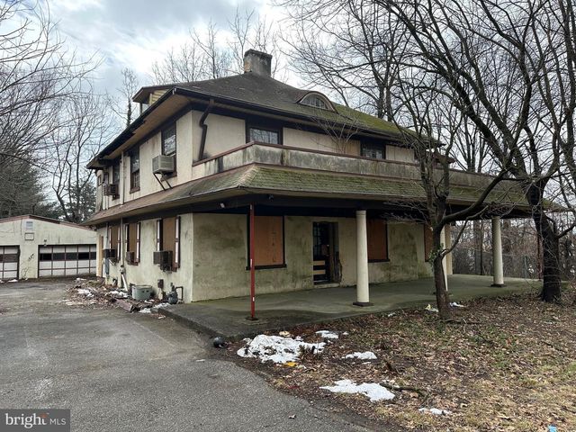 1400 PLYMOUTH BLVD, Norristown, PA 19401