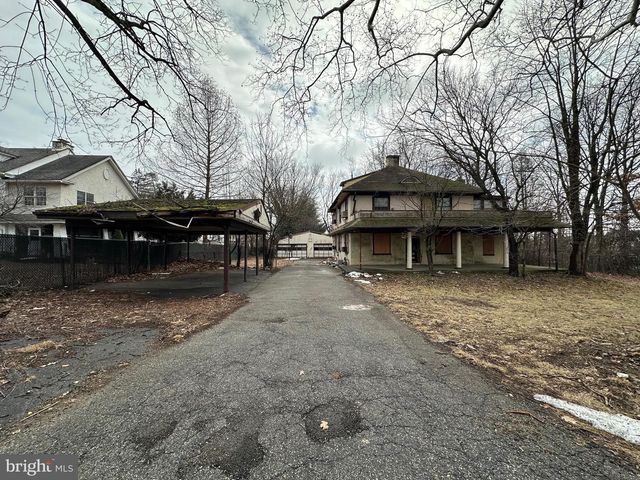 1400 PLYMOUTH BLVD, Norristown, PA 19401